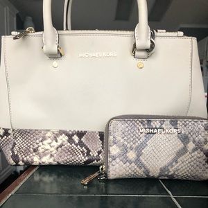 Michael Kors purse and clutch/wallet!